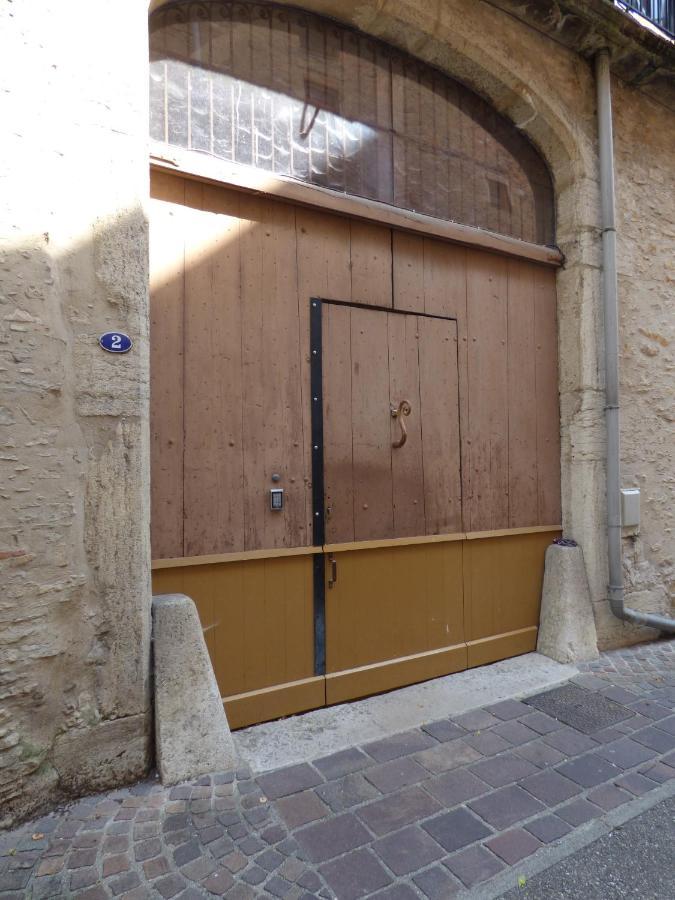 Le Saint Jean Apartment *